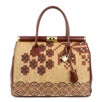 Geanta piele maro/ motive traditionale romanesti GF852